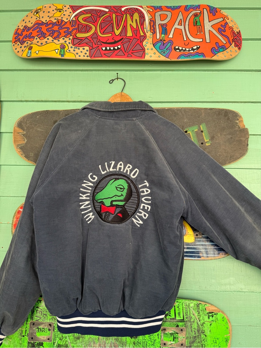 Winking Lizard Tavern Bar Corduroy Jacket - Navy